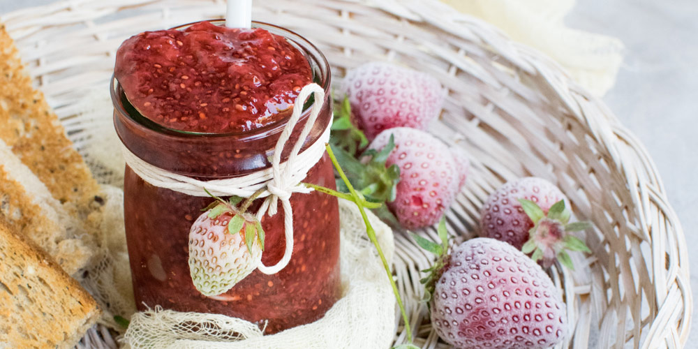 Erdbeerkonfitüre und Erdbeergelee: leckere Rezepte von glutenfrei-gluecklich.de
